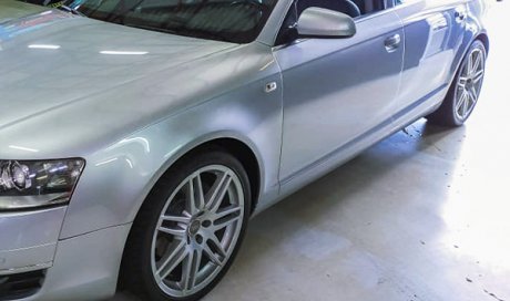 Garage automobile pour changement plaquettes de frein Audi au Tampon