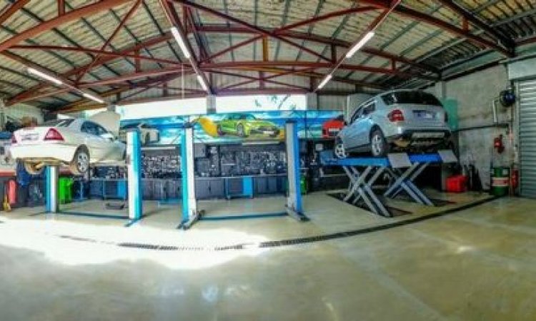 Atelier garage automobile à Le Tampon